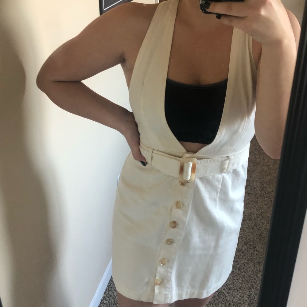 Overall white denim skirt